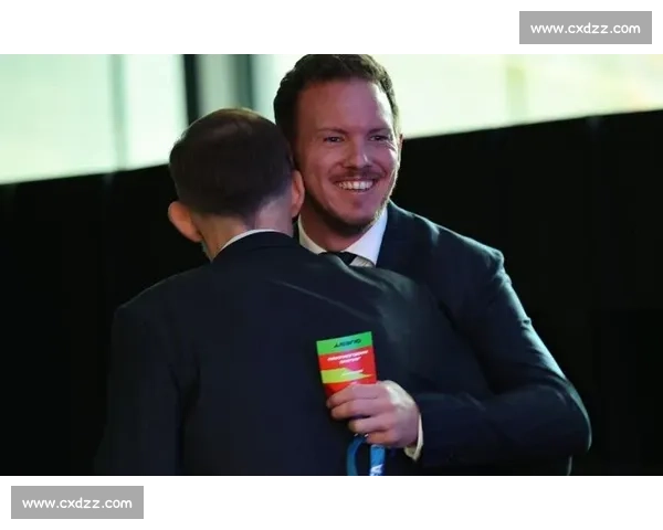 纳格尔斯曼与图赫尔观战欧青赛决赛，沃尔特马德金靴引关注